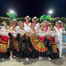 Velada Folclórica en la I.E. Nuestra Señora de las Mercedes
